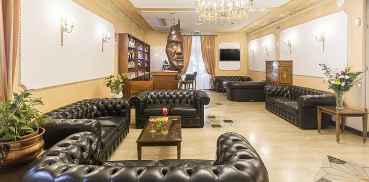 Hotel Villa Rosa: Hall
