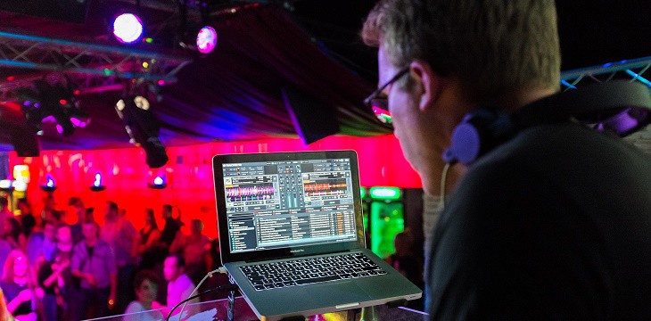SIAE: quanto costa e come pagare per una festa privata