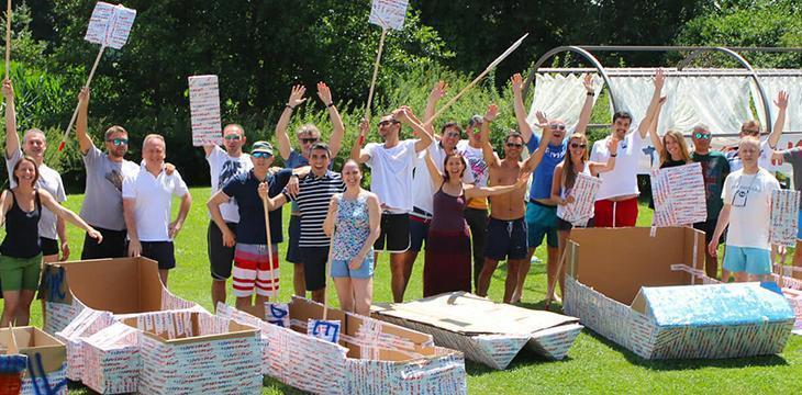 Team Building Carton Boat: cos&#8217;è e come si pratica