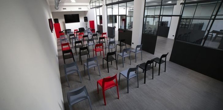 Zip Workspace. Sala Congressi