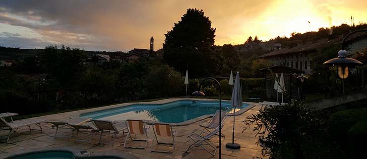 Cà San Sebastiano piscina esterna 
