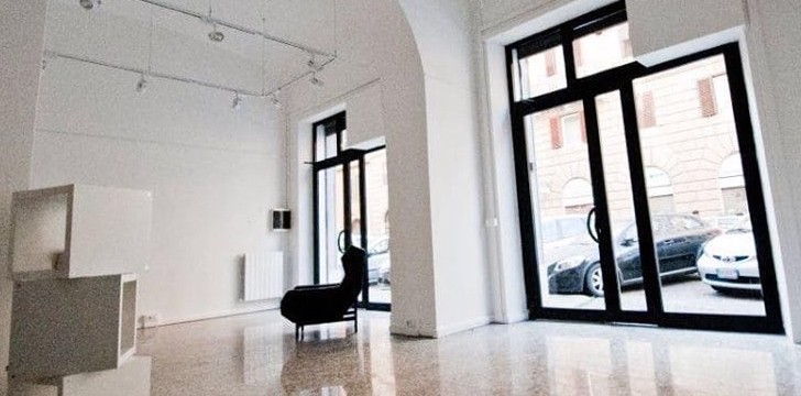 Medina: Sala con vetrine