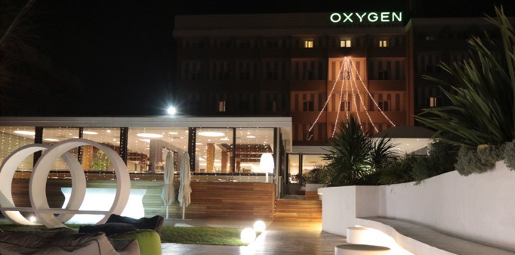 Oxygen Lifestyle Hotel: Esterno