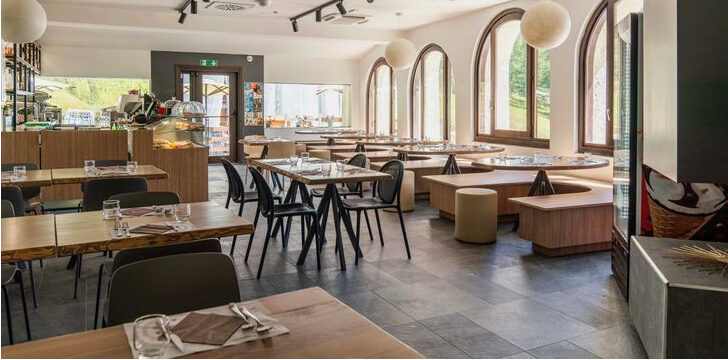 B&B HOTELS - Hotel Passo Tre Croci Cortina: sala bistrot