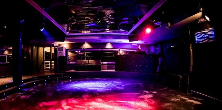 Discoteca Bussola Marina di Pietrasanta Discoteca Bussola