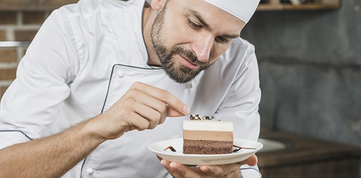 Decorazioni per torte: con panna, al cioccolato e in pdz!
