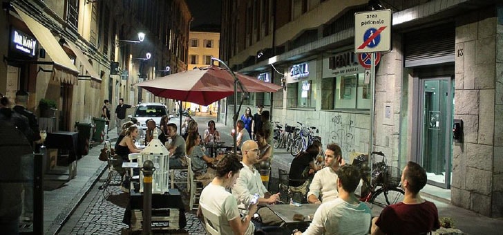 Bar Manà tavoli esterni Bar Manà