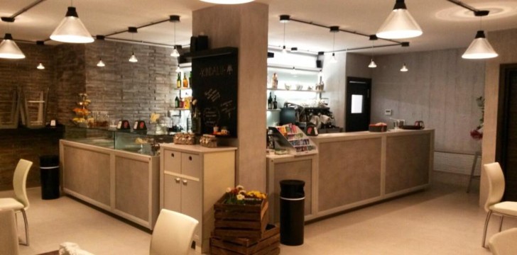 Kindalu lounge bar interno