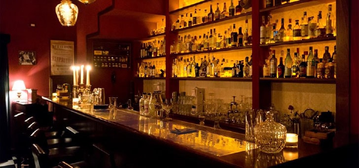 The Black Monday Bancone Cocktail Bar The Black Monday