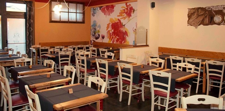 doors original restaurant interno di doors original restaurant