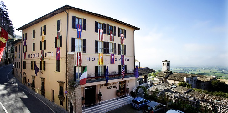 Hotel Giotto: Esterno e location eventi privati in Umbria