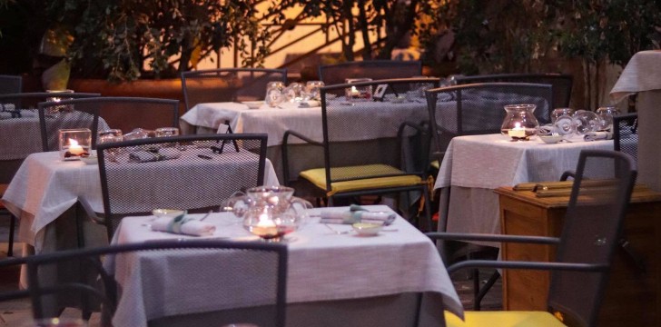 I Sarti del Gusto: interno I Sarti del Gusto interno