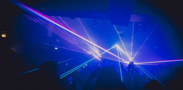 naif discoteque naif discoteque