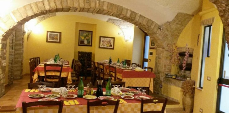 Osteria da Maria Neve: sala ristorante Osteria da Maria Neve sala ristorante
