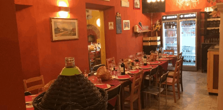 Osteria su Santa Trinità: interni Osteria su Santa Trinità interni