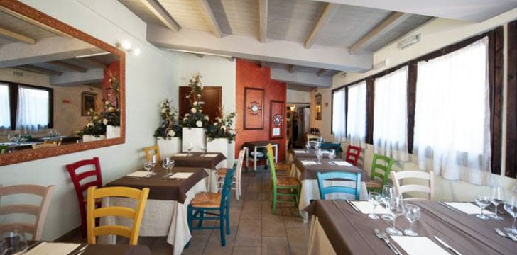 Trattoria La Tortuga: sala ristorante Trattoria La Tortuga Sala ristorante