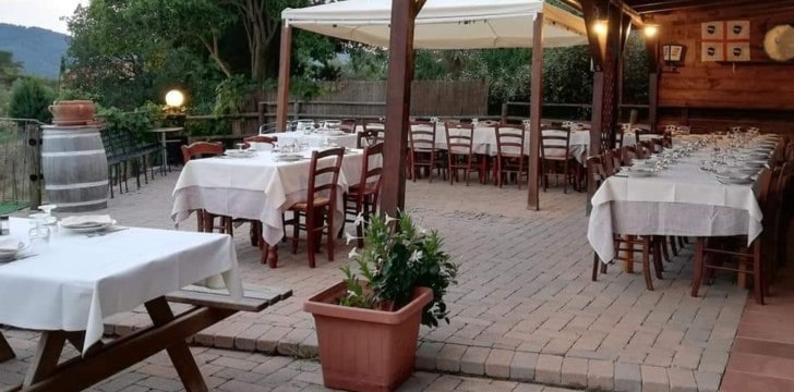 Agriristoro la Casalinga: esterni Agriristoro la Casalinga esterni