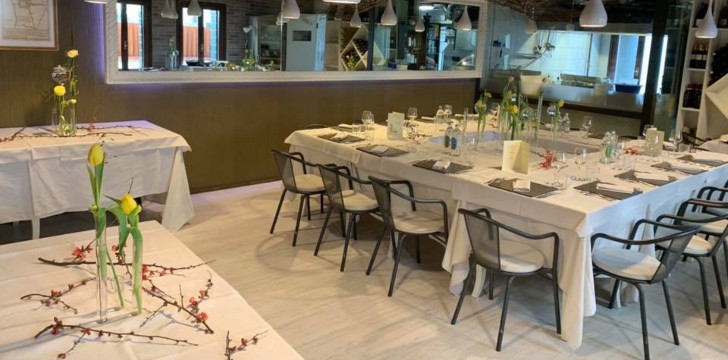 Alchimista - Bistrot & Mescole: sala interna Alchimista - Bistrot & Mescole sala interna