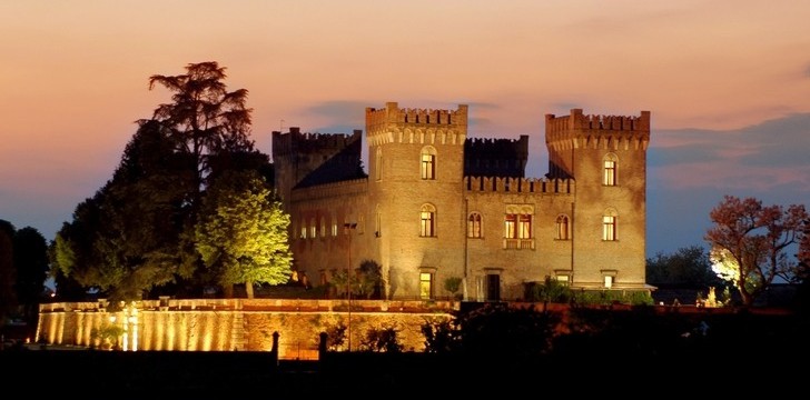Castello Bevilacqua: Esterno