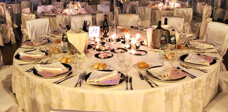 Inviti per cena di gala: 3 esempi (e qualche trucco)