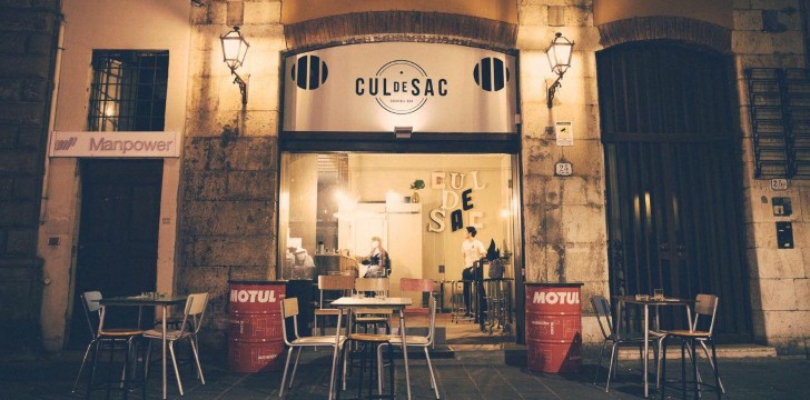 Cul de Sac: esterno Cul de Sac esterno