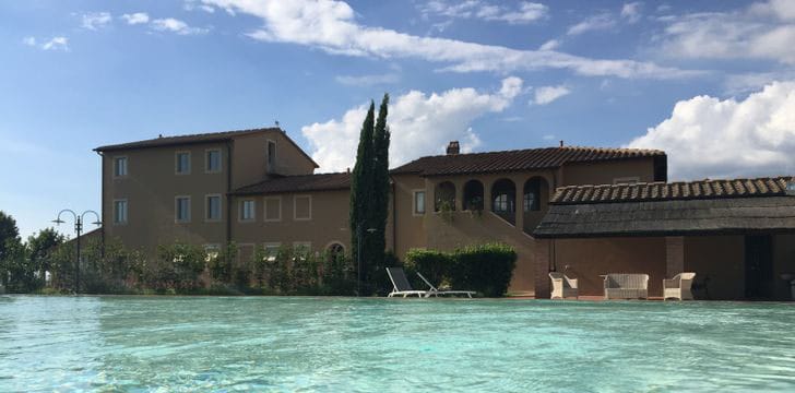 Resort Casale Le Torri: Esterno