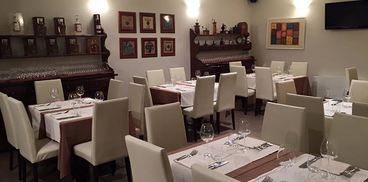 Bislakko Bislakko: Sala Interna