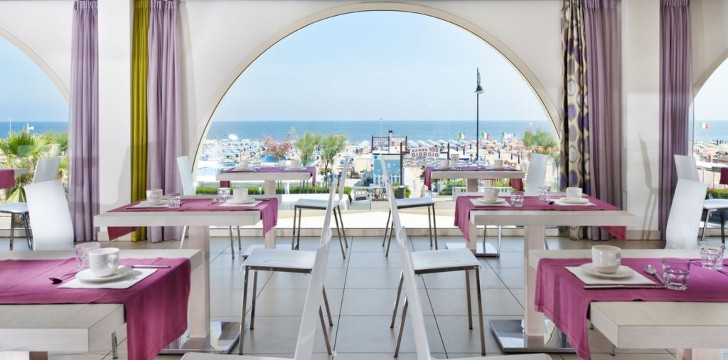 Yes Hotel Touring Rimini: Ristorante