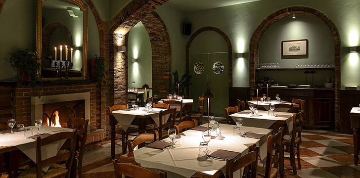 Antica Casa Della Malvasia Sala Interna: Antica Casa Della Malvasia