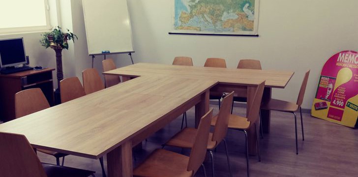 Easy Life Business Center: sala meeting