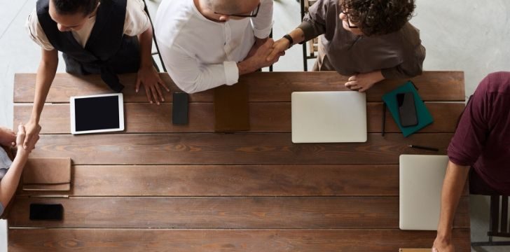 Fare networking ai convegni Gli eventi possono essere una preziosa occasione per fare networking