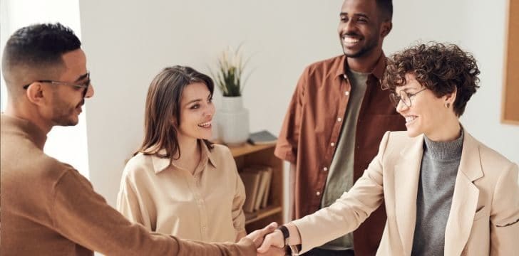 Promuovere eventi aziendali Gli eventi aziendali promuovono il networking