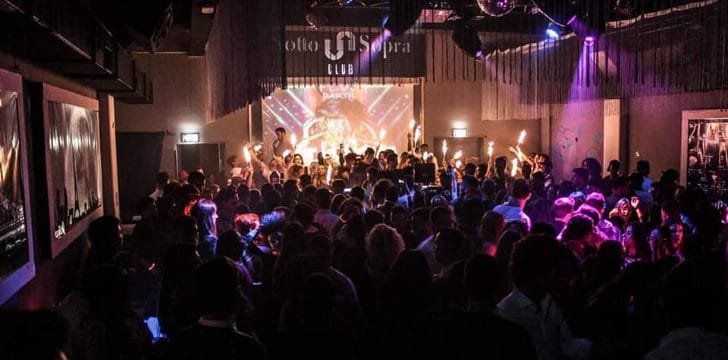 Ballare la sottosopra serata al sottosopra club