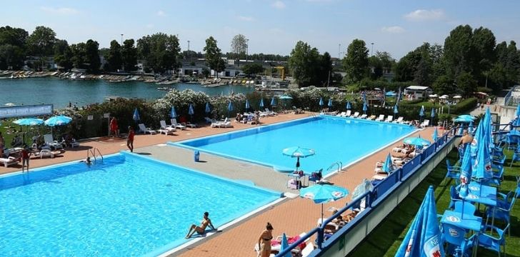 Parco dell'Idroscalo: le piscine