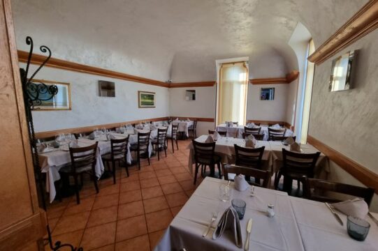Dinky: sala superiore