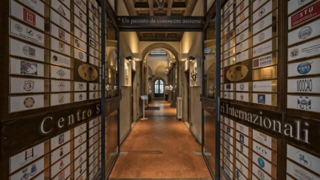 Golden Venue Palazzo Coppini: Ingresso