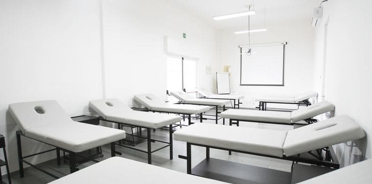 Accademia Formazione Liliana Paduano: Sala lettini