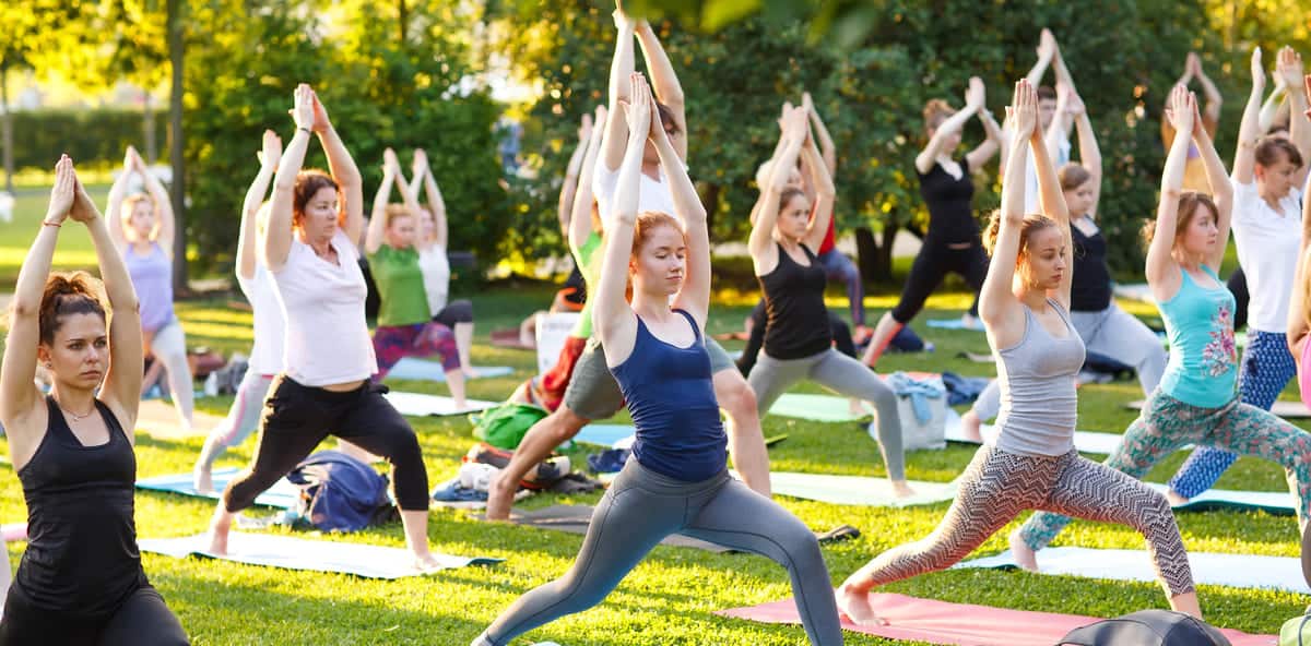 Come organizzare eventi olistici, ritiri di meditazione e corsi di yoga