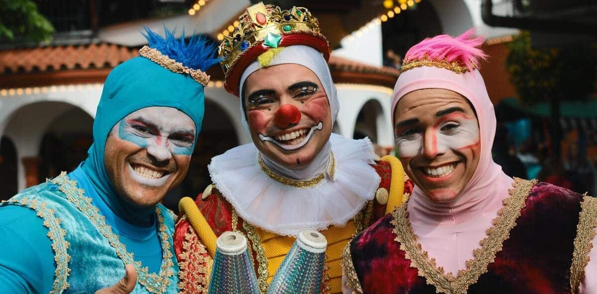 Costumi di Carnevale per adulti e di coppia: le maschere 2022