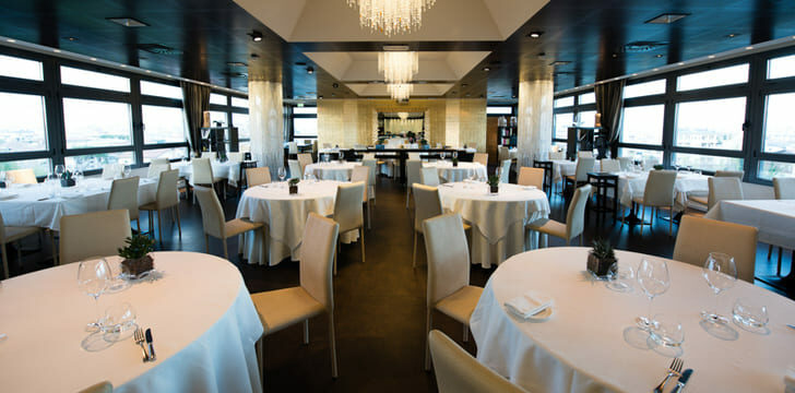 location per un anniversario a Rimini: Quartopiano Suite Restaurant