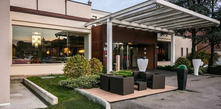 Admiral Park Hotel: ingresso