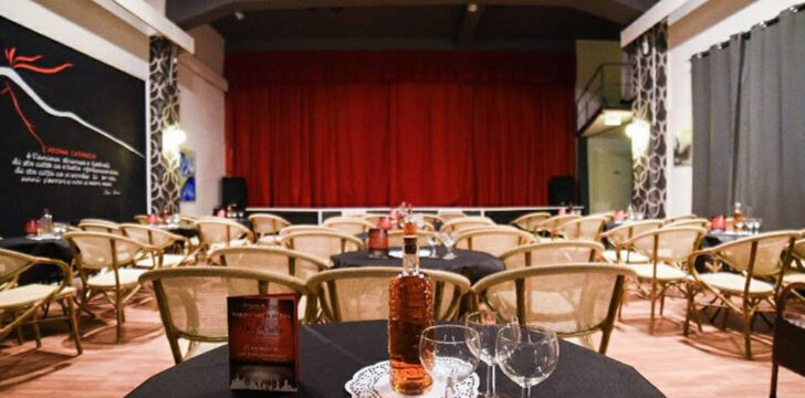 Addio al nubilato a Catania: Teatro Sala de Curtis