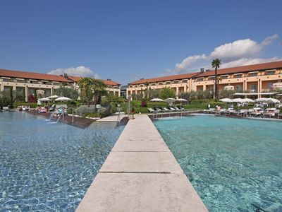 sale meeting e location eventi Bardolino - Caesius Congress Center sale meeting e location eventi Bardolino - Caesius Congress Center