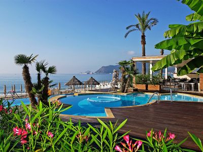sale meeting e location eventi Savona - Mare Hotel sale meeting e location eventi Savona - Mare Hotel