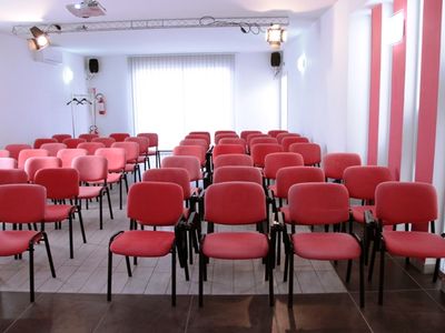 sale meeting e location eventi Lamezia Terme - Meeting Center Lamezia sale meeting e location eventi Lamezia Terme - Meeting Center Lamezia