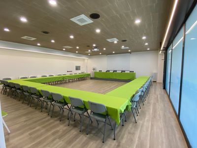sale meeting e location eventi Ancona - H3COWORKING & CONFERENCE CENTER sale meeting e location eventi Ancona - H3COWORKING & CONFERENCE CENTER