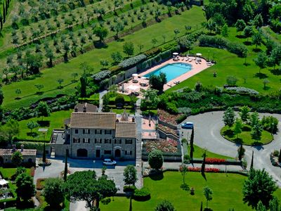 sale meeting e location eventi Cortona - Borgo Il Melone sale meeting e location eventi Cortona - Borgo Il Melone