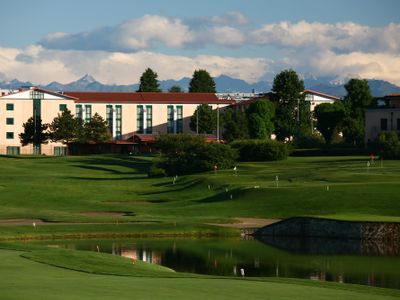 sale meeting e location eventi Solbiate Olona - Le Robinie Golf Hotels Centro Congressi sale meeting e location eventi Solbiate Olona - Le Robinie Golf Hotels Centro Congressi
