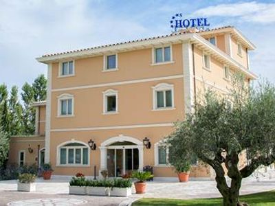 sale meeting e location eventi Città Sant'Angelo - Hotel Villa Michelangelo sale meeting e location eventi Città Sant'Angelo - Hotel Villa Michelangelo
