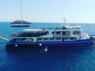 sale meeting e location eventi Pozzuoli - Motonave Myriam sale meeting e location eventi Pozzuoli - Motonave Myriam